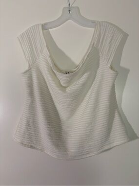 NWOT White Off the Shoulder Summer Knit Blouse